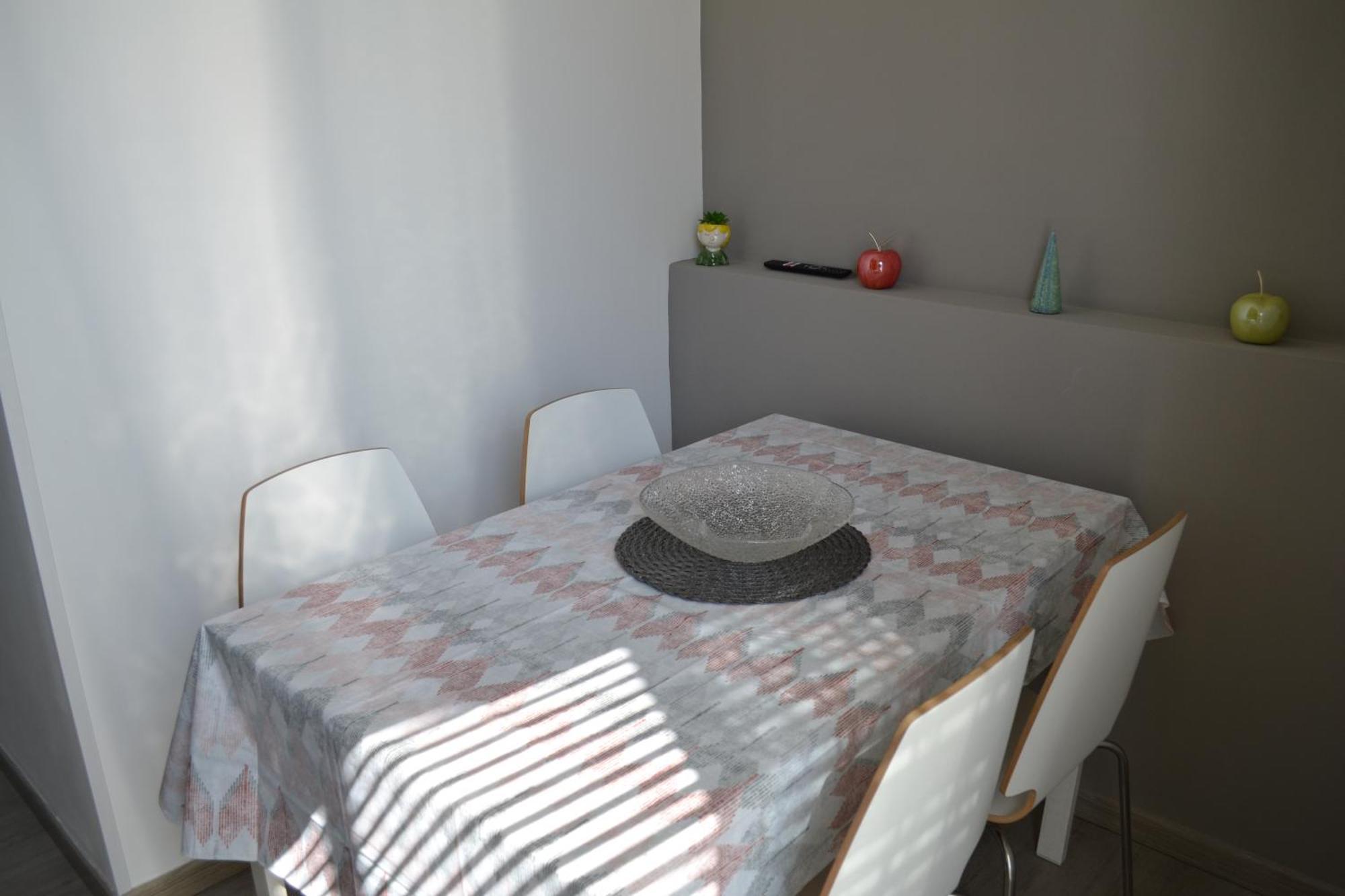 Casa Round Apartment Наполи Екстериор снимка
