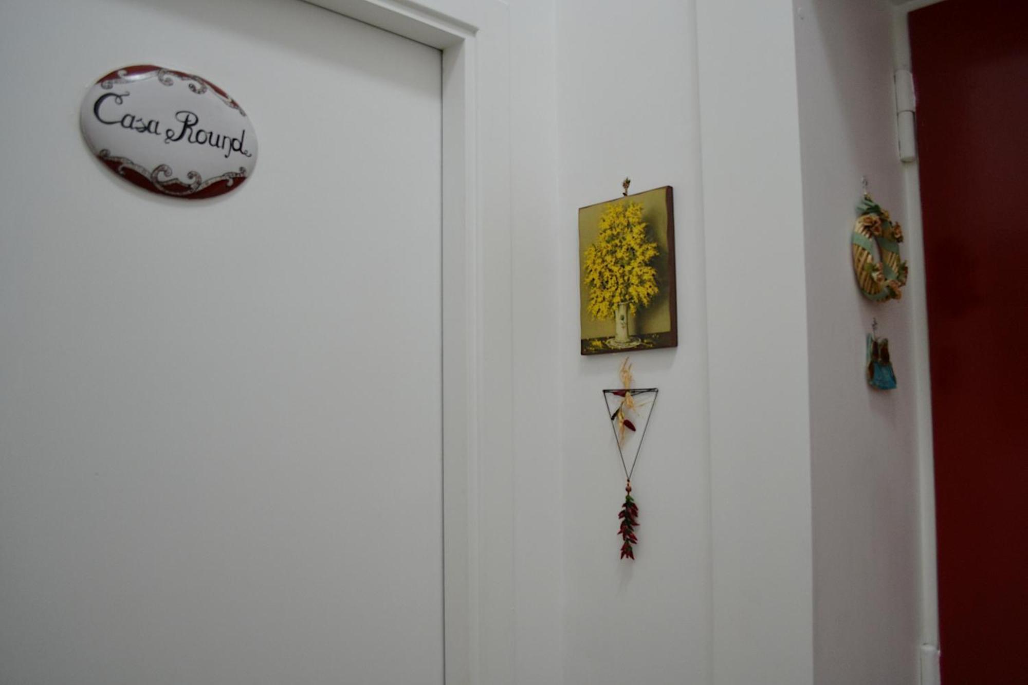 Casa Round Apartment Наполи Екстериор снимка